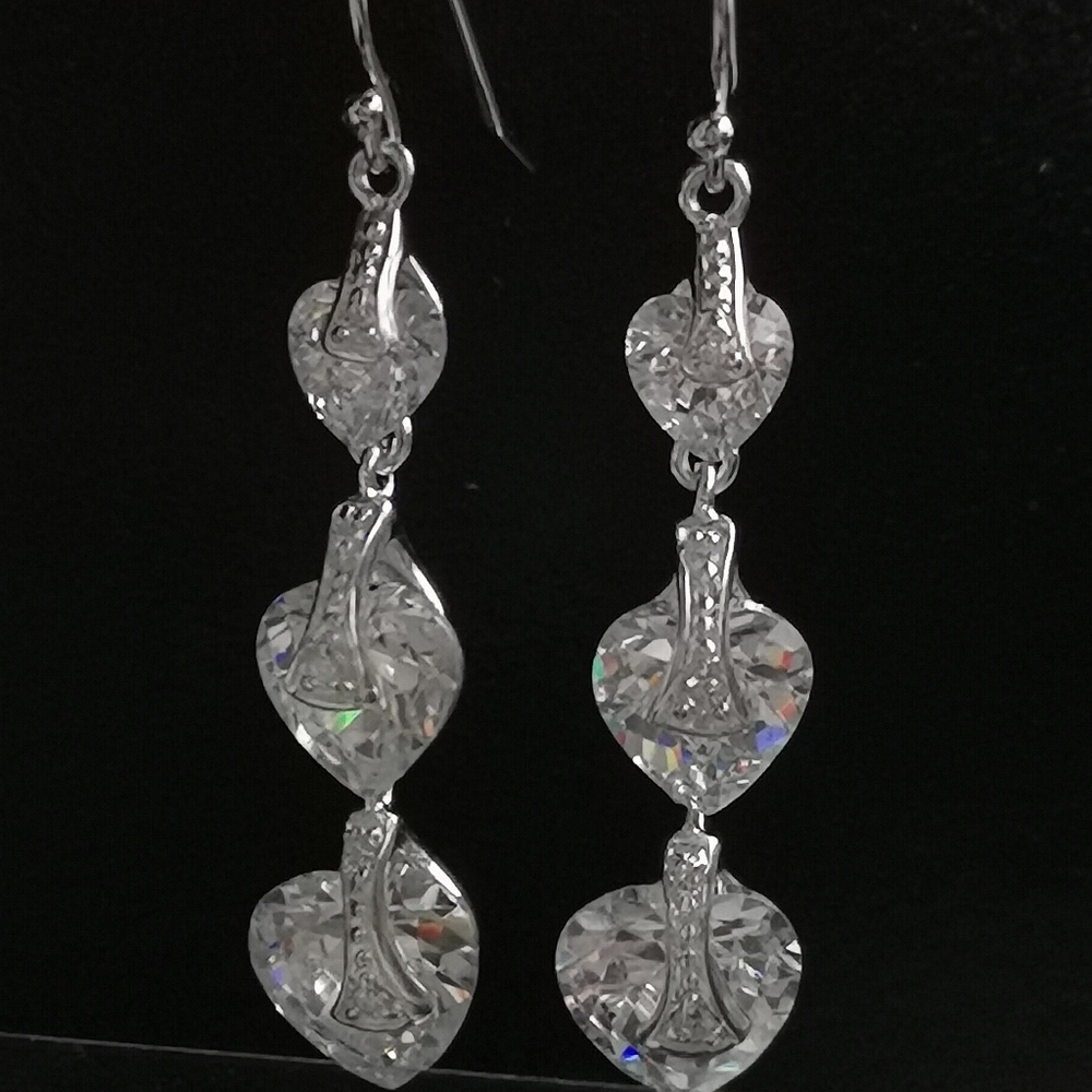 Sterling silver cz Hearts drop dangle earrings 🆕